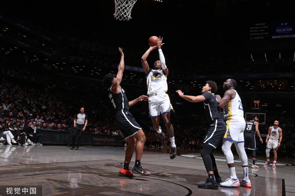 以其出色的 以其出色的