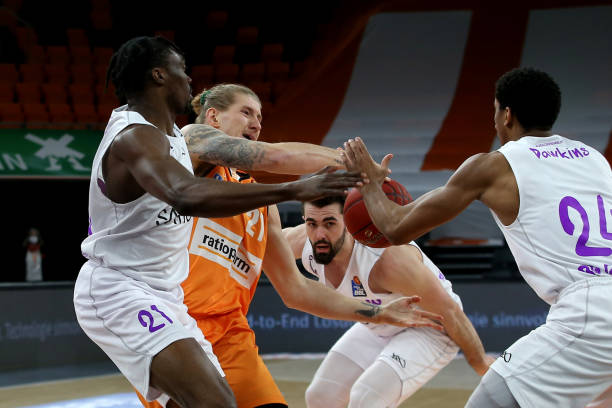 这样的表现 这样的表现