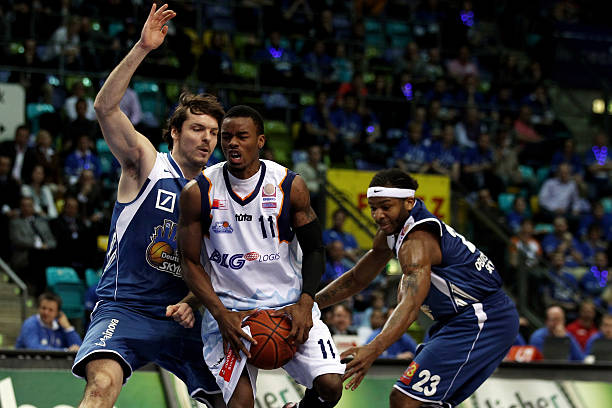 步季后赛次 步季后赛次