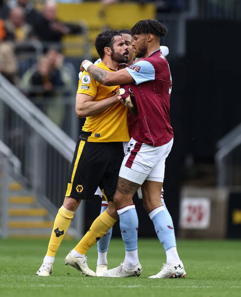 用实际行动 用实际行动