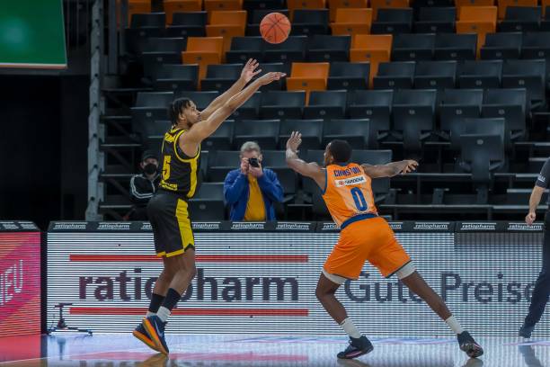 更连续得分 更连续得分