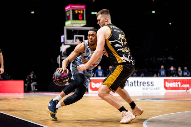 显得尤为重 显得尤为重